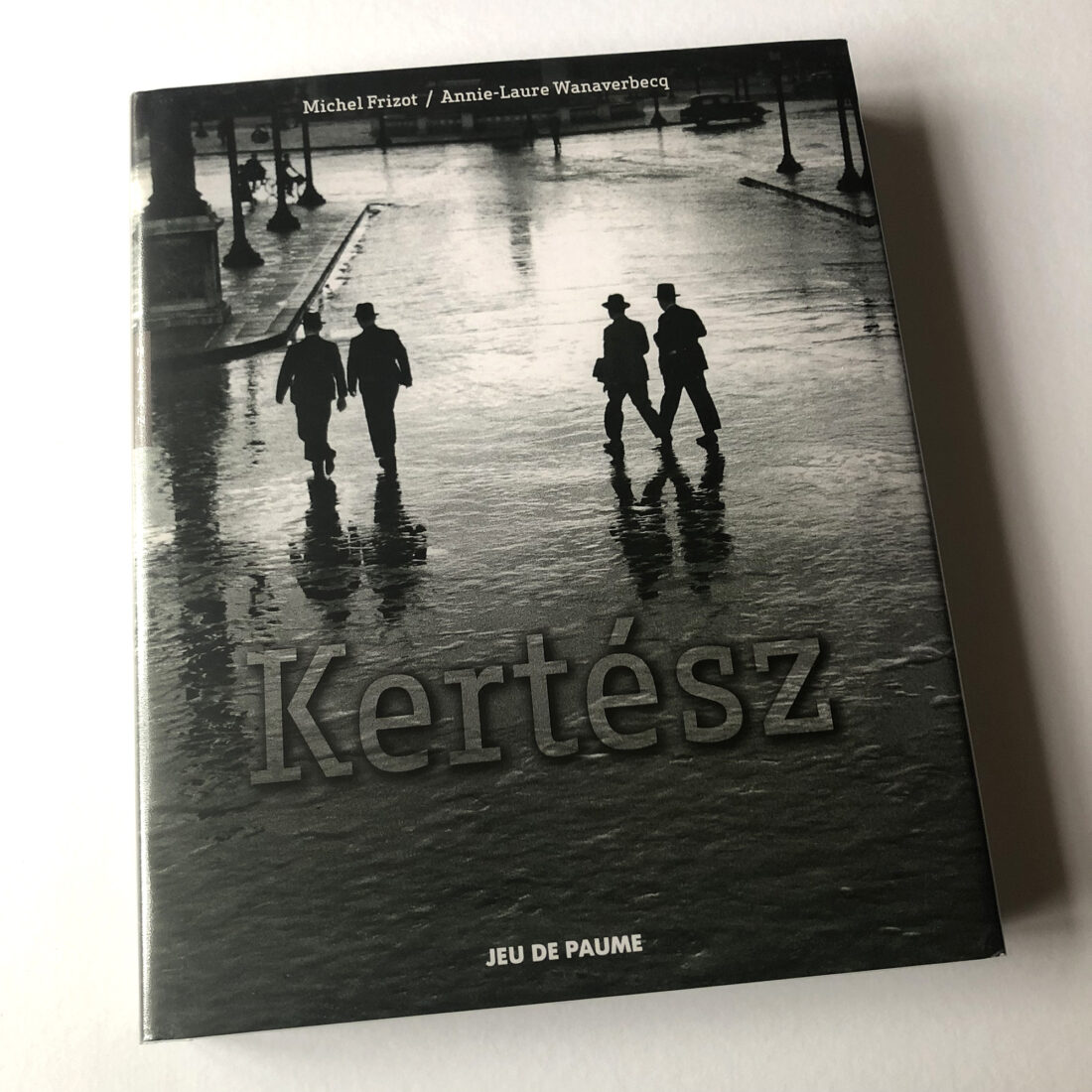 Andre Kertesz – Michel Frizot & Annie-Laure Wanaverbecq – Fistful Of Books