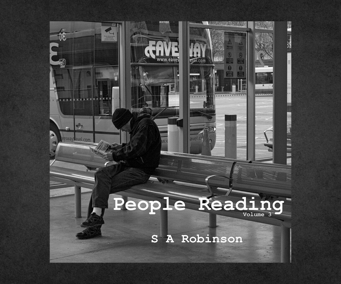 People Reading Volume 3 Simon Robinson